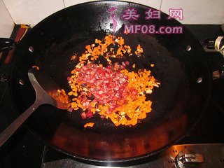 㹽裺6