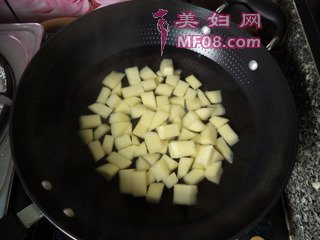 孜然土豆块的做法步骤：4