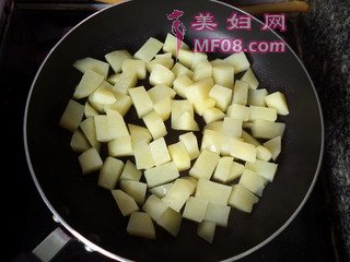 孜然土豆块的做法步骤：7