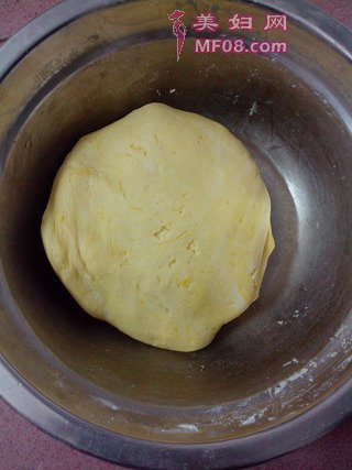 【补中益气、清热生津】——南瓜绿豆糯米糍的做法步骤：3