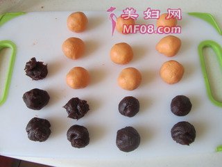 南瓜饼的做法步骤：5