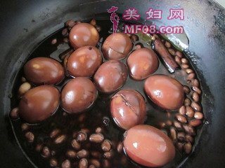 卤鸡蛋的做法步骤：8