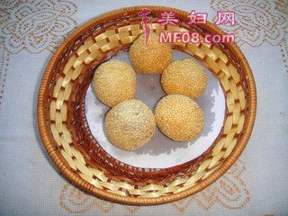 紫薯麻团的做法步骤：9