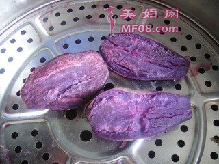 紫薯麻团的做法步骤：3
