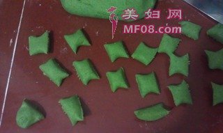 Ҷε裺4