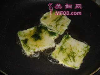 海苔煎年糕片的做法步骤：6