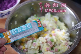 【缤纷薯球】——非常受小朋友喜爱的零食的做法步骤：12