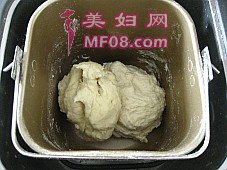 椒盐手抓饼的做法步骤：4