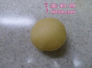 抹茶红豆酥的做法步骤：11