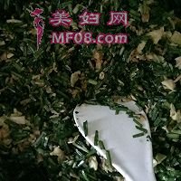 韭菜盒子的做法图解1