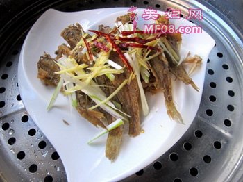 回锅豉油小黄花步骤4