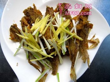 回锅豉油小黄花步骤3