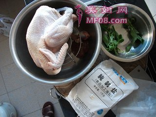 罗勒盐焗鸡