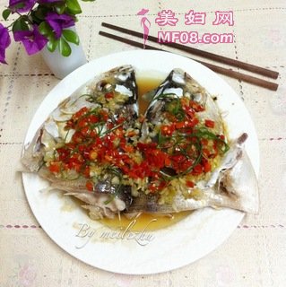 剁椒蒸鱼头