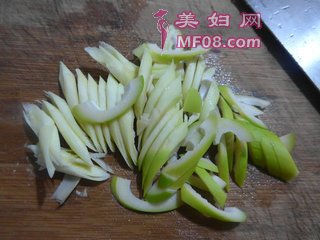 开洋雷笋烧豆腐
