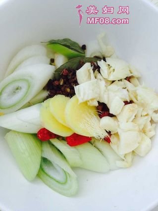 十三香龙虾