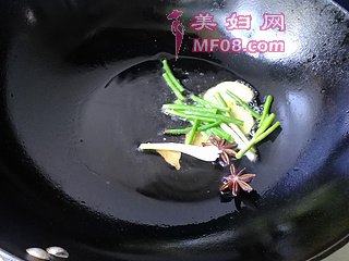 胡萝卜烧牛肉