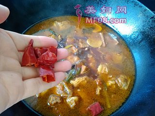 胡萝卜烧牛肉