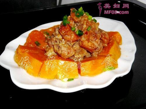 南瓜烧排骨的做法5