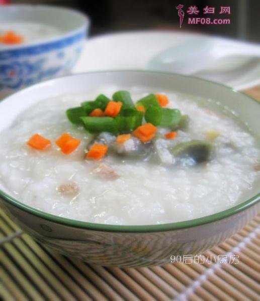 皮蛋瘦肉粥家常做法7
