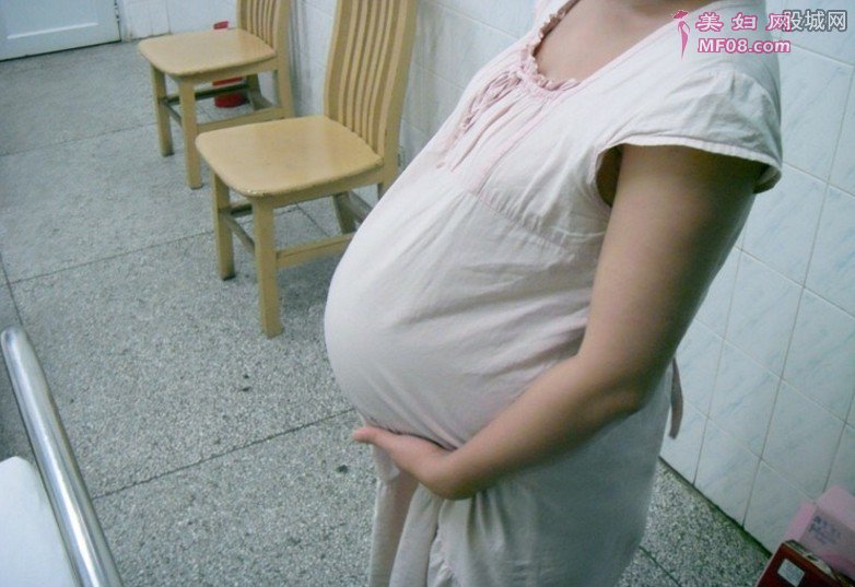 12岁女孩医院产检