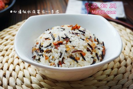 腊肉糯米饭的做法步骤