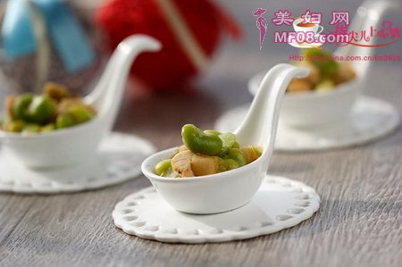 豆米榨菜鸡丁
