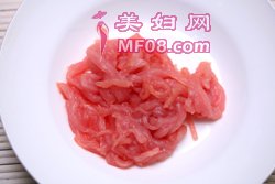 西芹香干炒笋丝步骤2