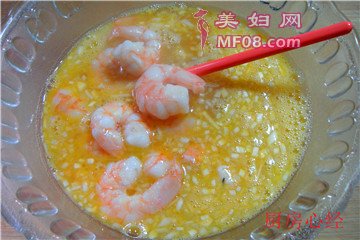 滑蛋虾仁步骤