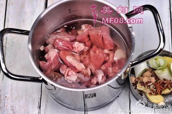 土豆烧牛肉步骤2