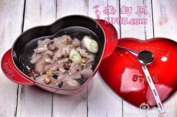 土豆烧牛肉步骤5