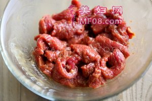 豆花牛肉的做法步骤2