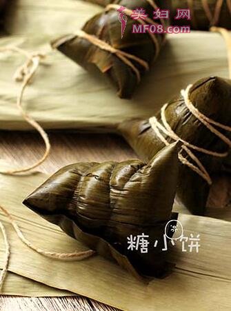 香辣芋艿肉粽的做法