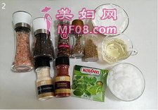 黑椒香肠的做法步骤2