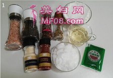 黑椒香肠的做法步骤1