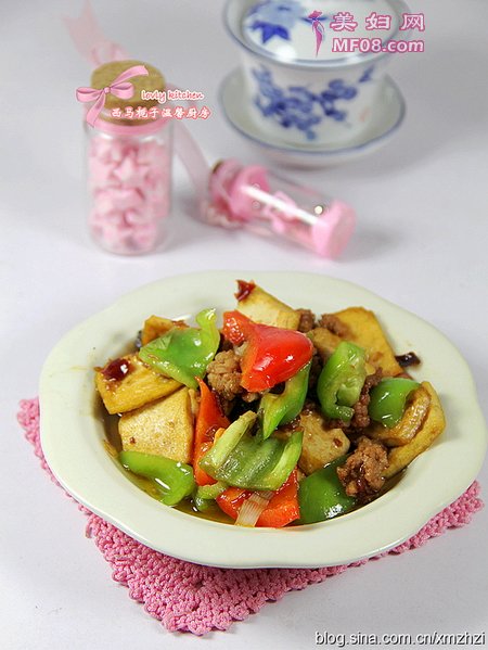 双椒烩豆腐的做法