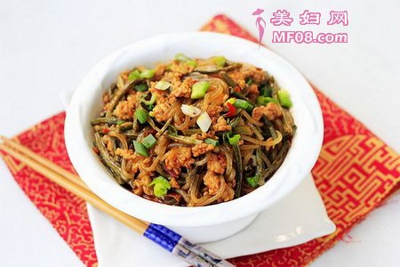 干豇豆炒粉条步骤