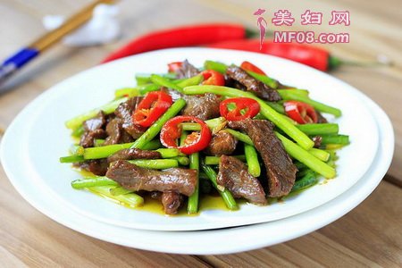 蒜薹牛柳