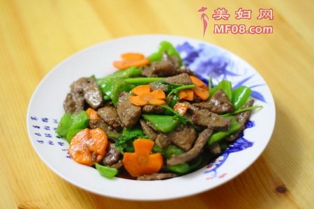青椒炒猪肝的做法