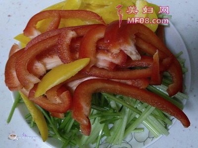 干锅茶树菇步骤2