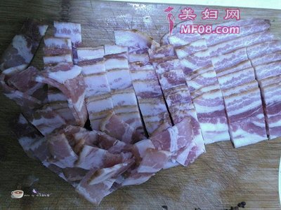 干锅茶树菇步骤4