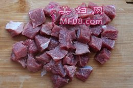杏鲍菇牛柳粒步骤1
