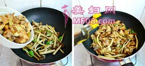 茶树菇香爆鸡块步骤4