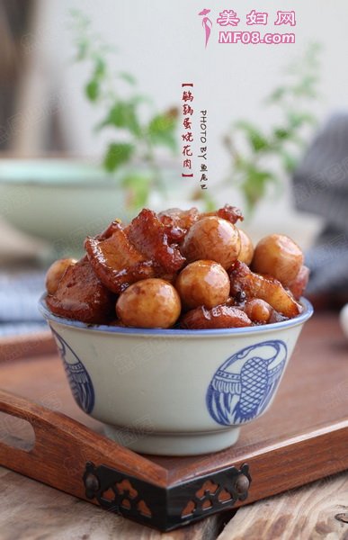 鹌鹑蛋烧花肉步骤