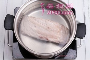 蜜汁烤大排的做法步骤1