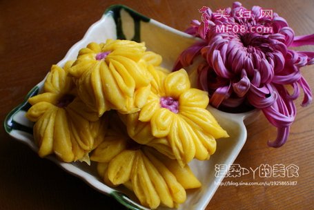 南瓜菊花花卷的做法