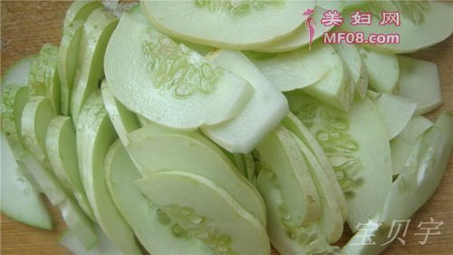 蚝油腐竹木耳步骤3