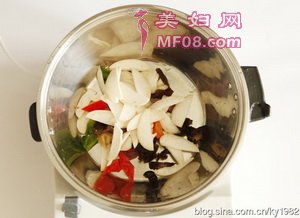 杏鲍菇炒肉片的做法步骤2