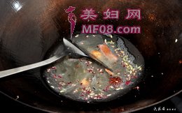 小土豆干烧排骨步骤4