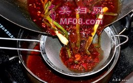 小土豆干烧排骨步骤9